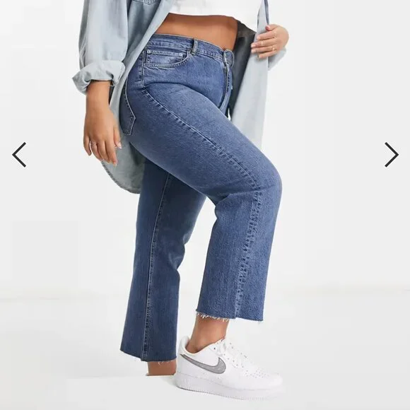 ASOS Curve High Rise Jeans Mid Wash - Picture 2 of 6